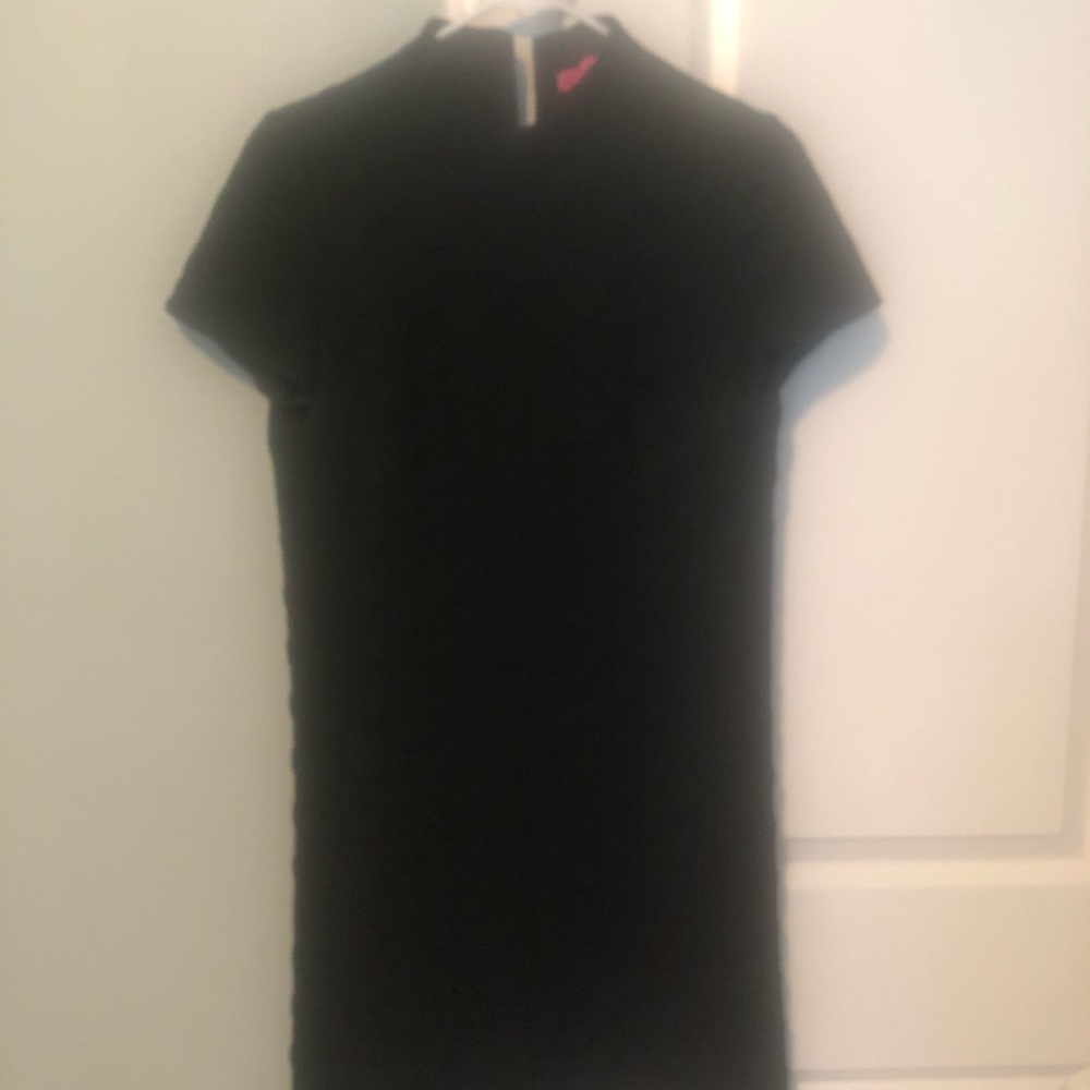 Betsy Johnson sheath dress